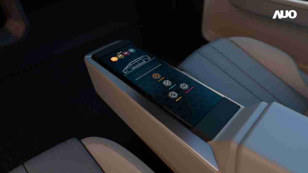 尊龙z6以人性化设计打造多变形态中控显示(Morphing Center Control)，，不使用时仅平面显示信息，，，进行操作时，，，显示器则会动态隆起，，转变成3D实体按钮，，，并有触觉回馈，，，展示人机互动新体验